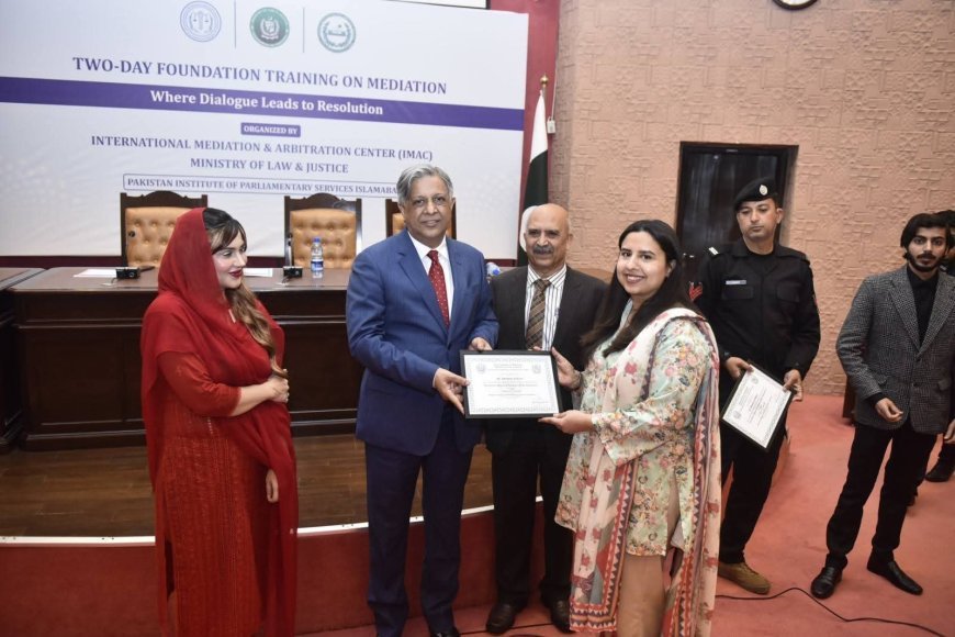 Mediation training for senior officers held